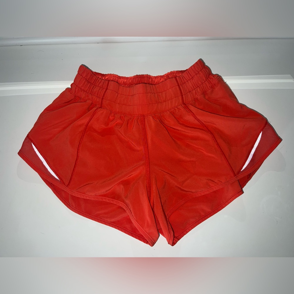 Size 2 Lululemon Hotty Hot Short in Orange